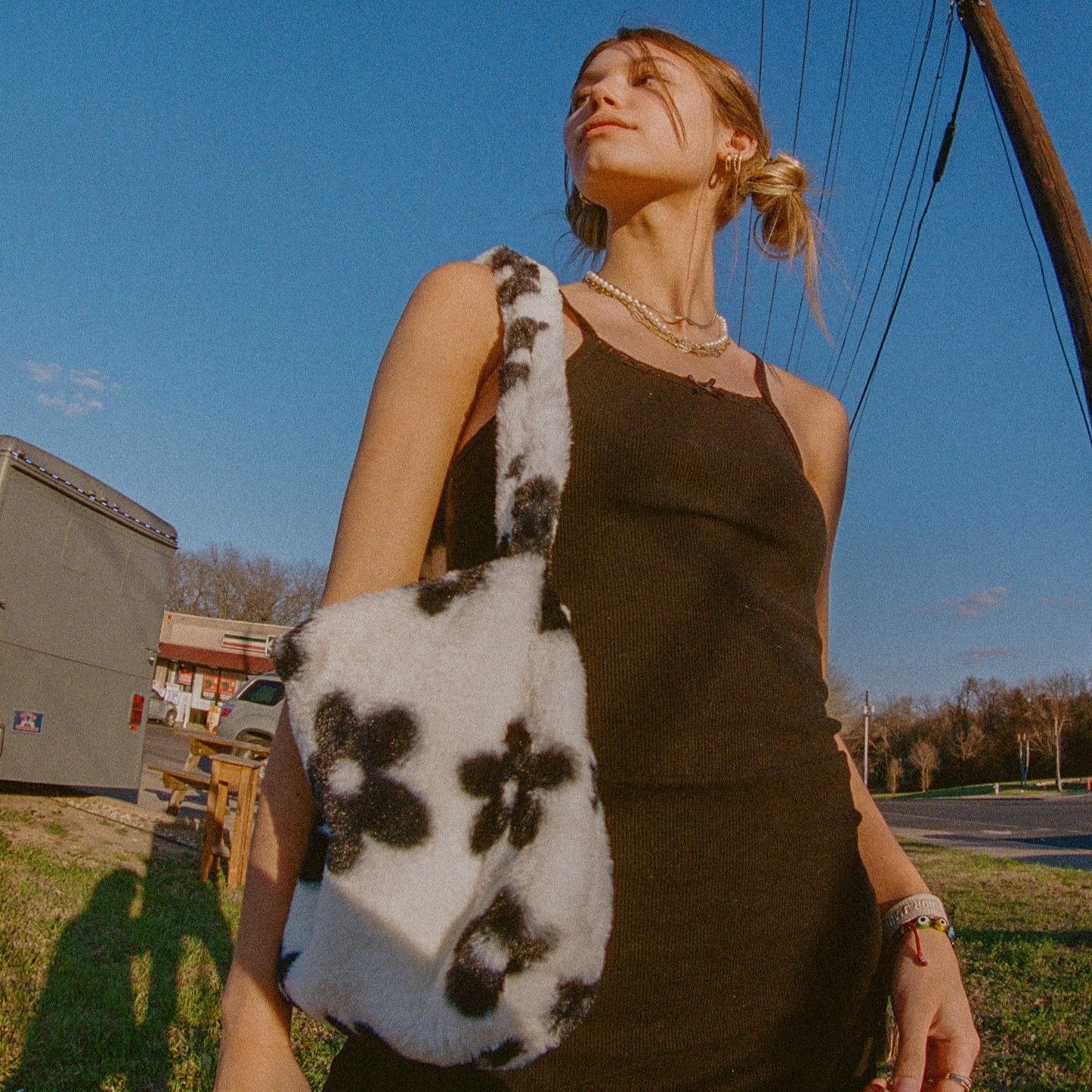 soft daisy fur bag