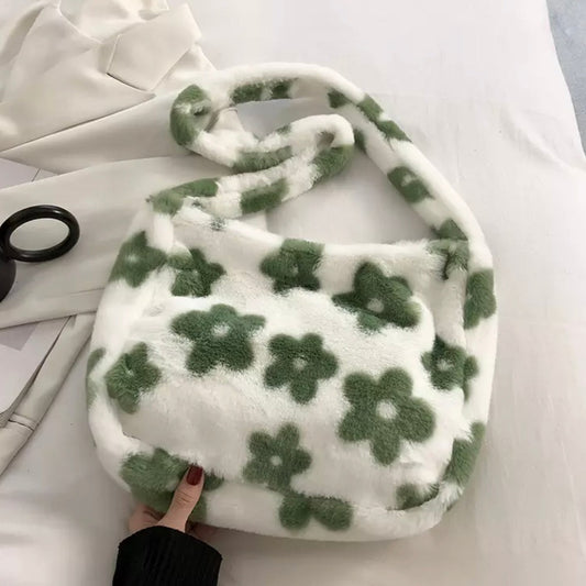 green daisy messenger bag